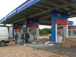 kolonni02.jpg